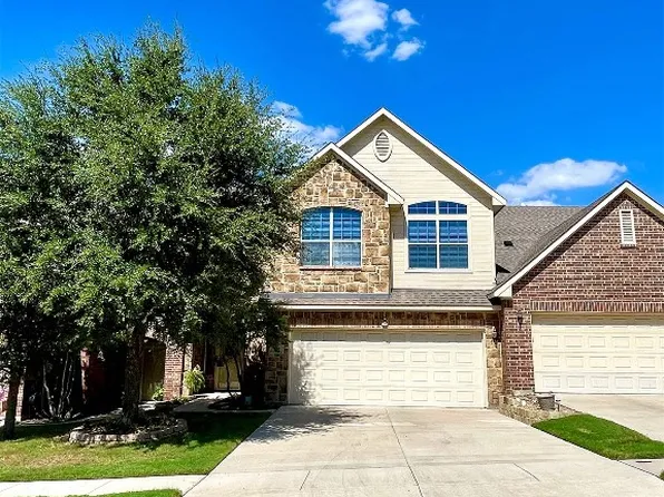 262 Emma Call Ct, Decatur, TX 76234