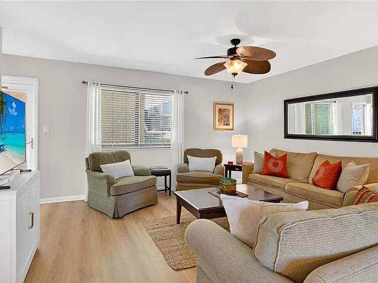 788 Park Shore Dr #B22 — Photo 3