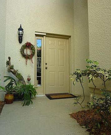 3rd image of 15110 Royal Windsor Ln APT 1802