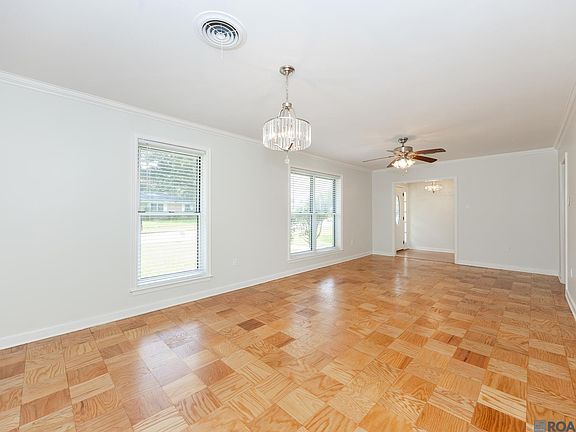5th image of 8946 Rickwood Dr