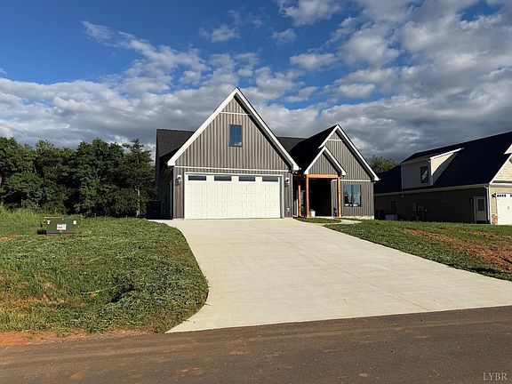 2nd image of 1123 Bellevue Acre Dr