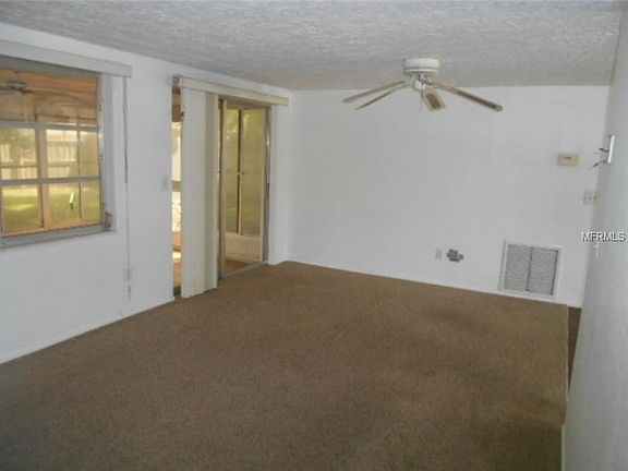 4th image of 2136 Maureen Dr