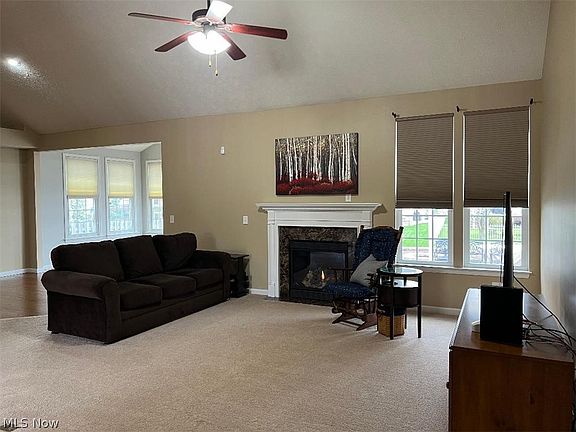 5th image of 115 Firestone Dr