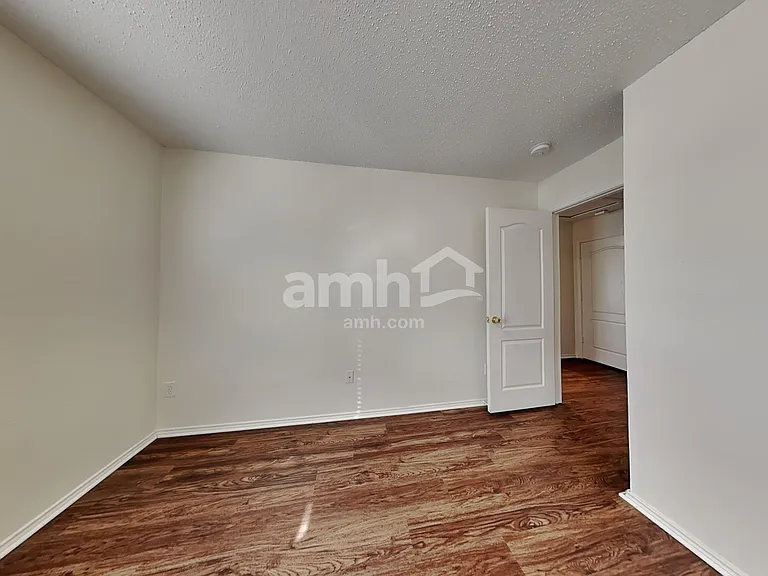 717 Timber Trl — Photo 24