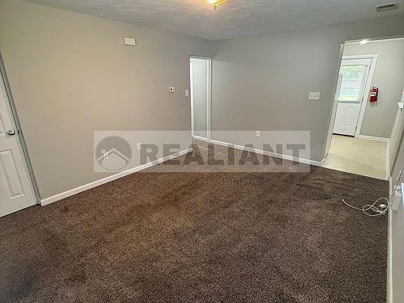 5th image of 319 Bellevue Ext