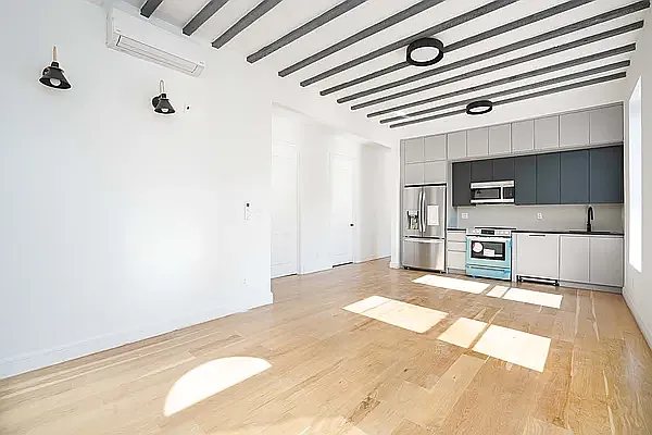 Rented by Nolita Group | media 2
