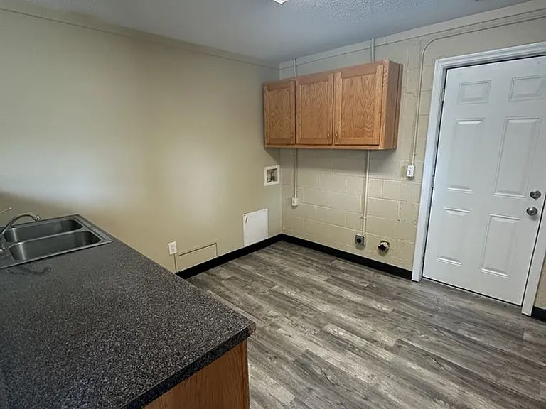 1529 Mountain View Ct — Photo 8