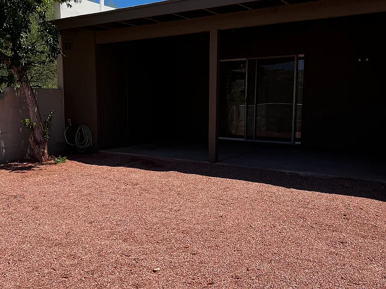 4649 N Mountain Quail Rd — Photo 23