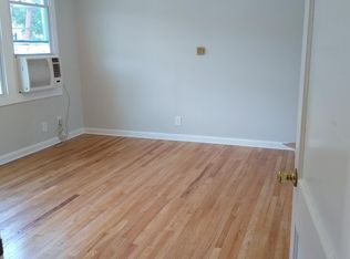 206 4th Ave SE APT 3, Childersburg, AL 35044