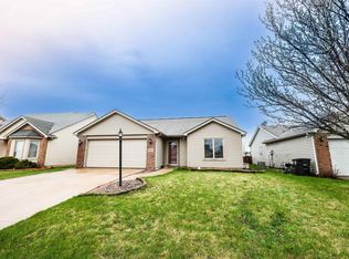 9803 Araglin Point, Fort Wayne, IN 46835