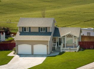 21 Hillcrest Ave, American Falls, ID 83211