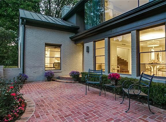 3rd image of 5505 Montrose Dr