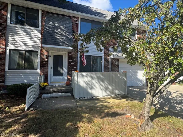 5484 Wildwood Ct APT B, Willoughby, OH 44094