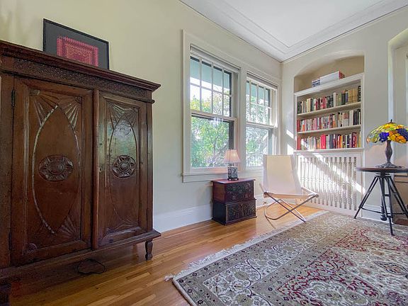 Sun room / living room - this is furnished unit 2 but unit 1 is identical