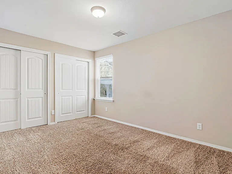 714 Hc Gilbert Minjares Dr — Photo 32