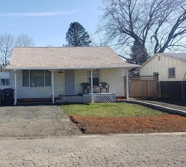 845 S 3rd St — Photo 1