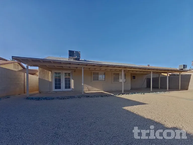 7044 W Taylor St — Photo 17