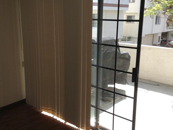 4th image of 2931 Plaza Del Amo Unit 62