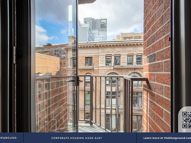 101 W 15th St #607 — Photo 4