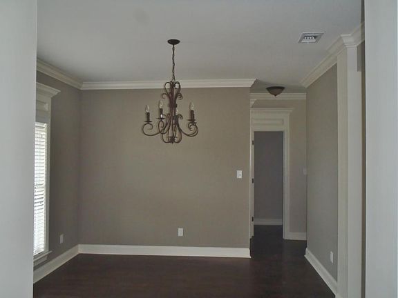 3rd image of 5093 Village Way