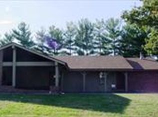 161 Paulette Dr, Belleville, IL 62226