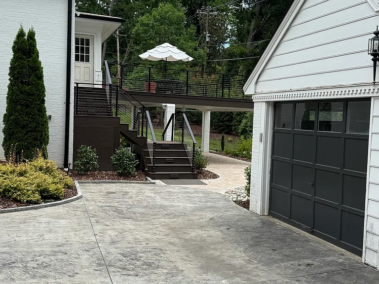 1907 Rosecrest Dr — Photo 18