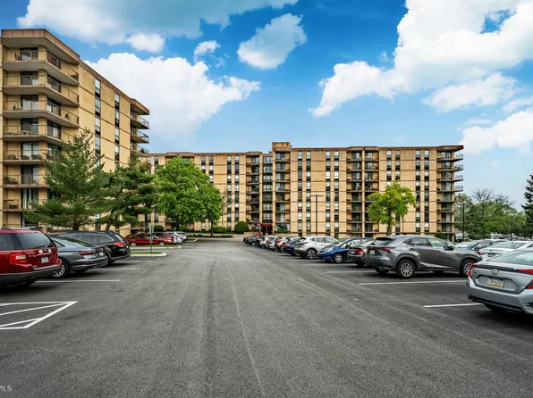 666 W Germantown Pike APT 2708, Plymouth Meeting, PA 19462