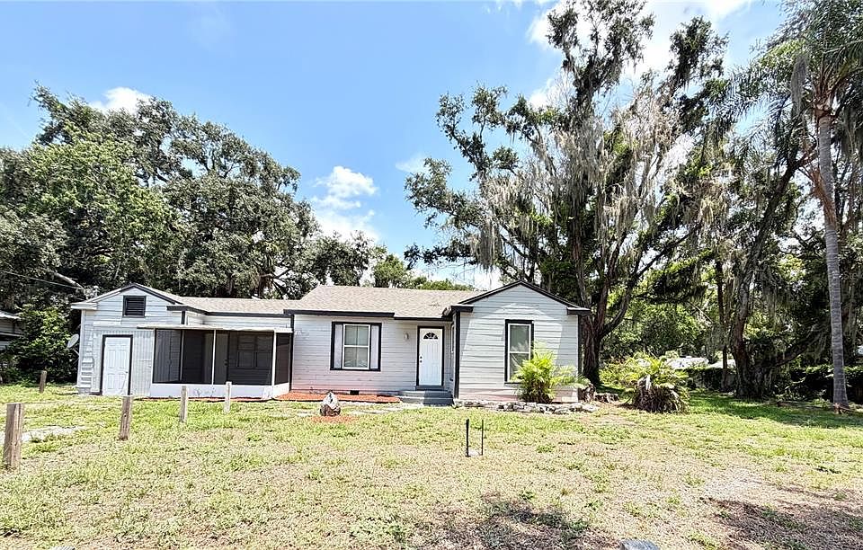 1st image of 629 AVENUE A NE