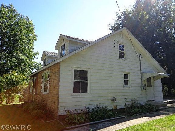 5th image of 2360 W Oakland Dr