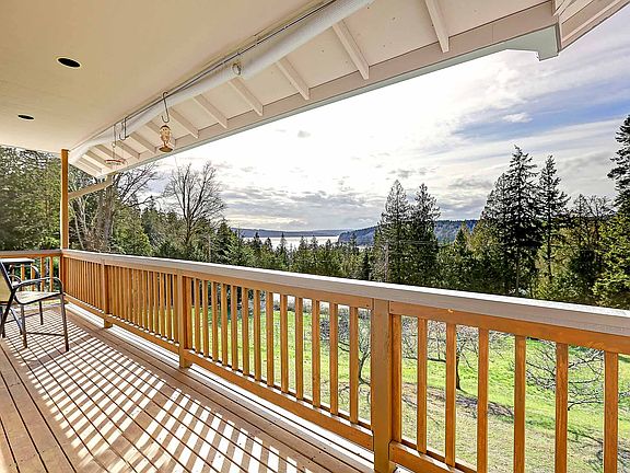 4th image of 2074 Bayridge Ln