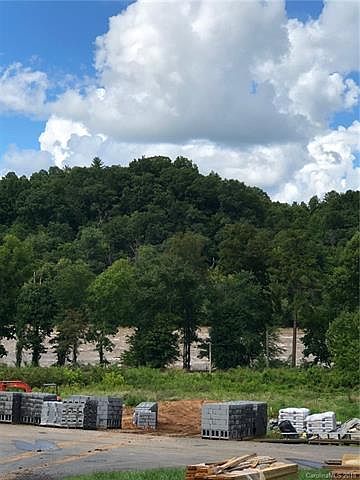 2nd image of 12 Tupelo Trl