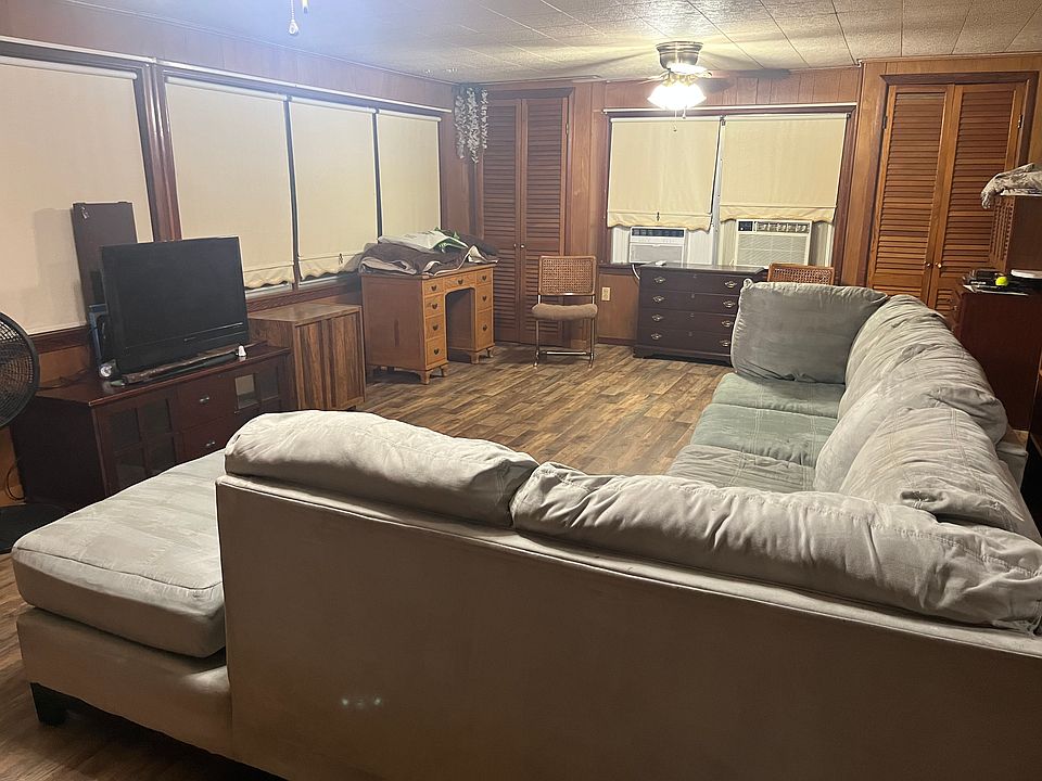 1st image of 713 Avenue B