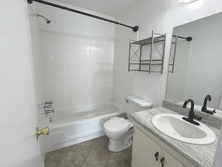 7324 Menlo Dr — Photo 18