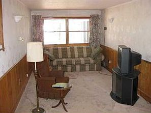 3rd image of 44 Dover Dr