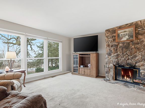 2nd image of 4519 W Shore Dr