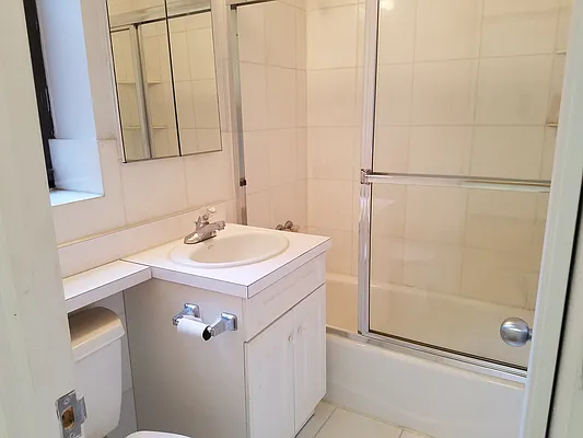 Rented by Corcoran | media 11