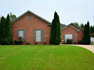 1721 Carlisle Cir, Leeds, AL 35094
