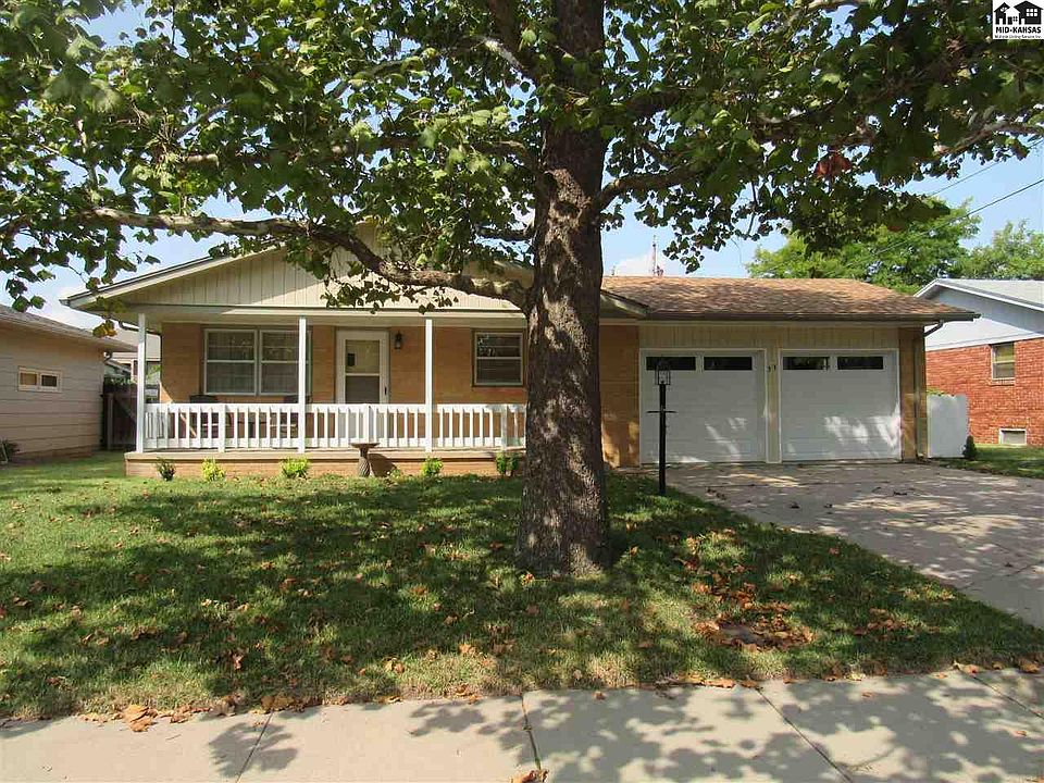 1st image of 33 Meadowlark Ln