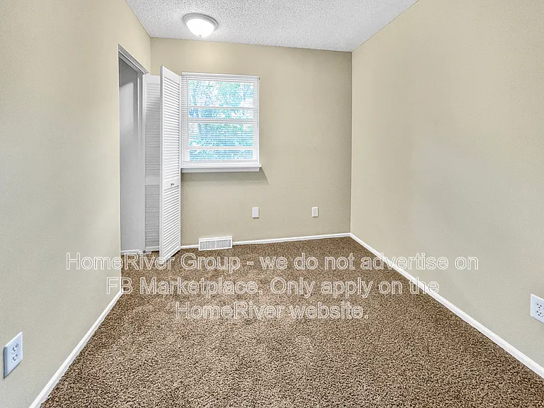 2720 NW Castle Dr — Photo 8