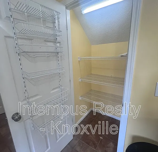 7728 Chapel Bend Dr — Photo 21
