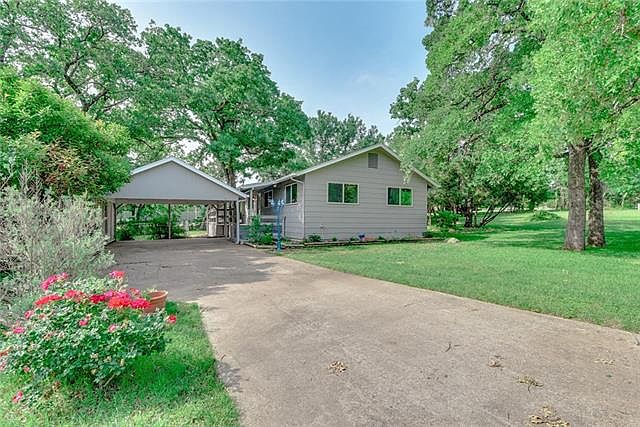 1st image of 1403 E Tioga Ct