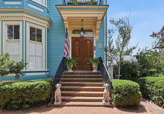 2nd image of 207 E Gwinnett Street