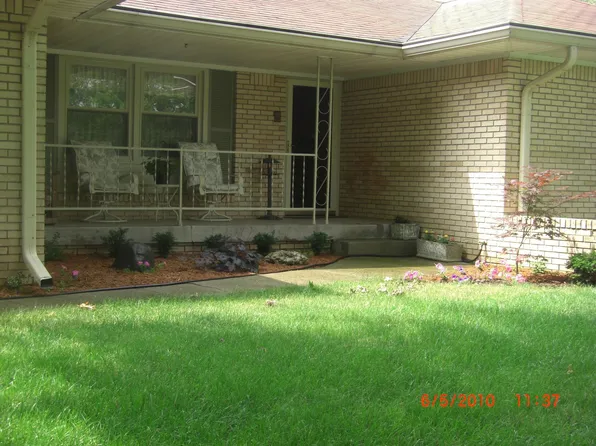 3767 W County Line Rd, Greenwood, IN 46142