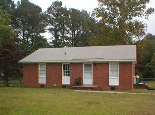 3205 Marigold Dr, Fayetteville, NC 28306
