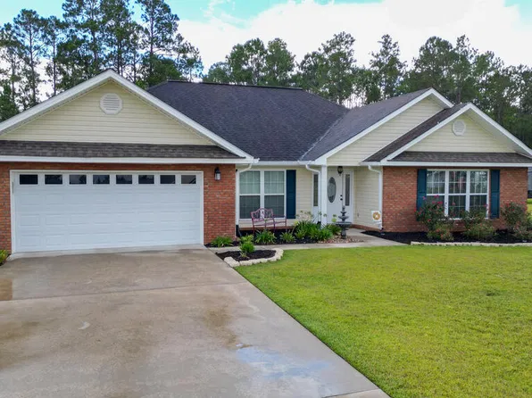 124 Jennifer Ln, Baxley, GA 31513