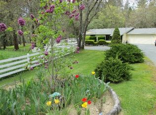 210 N Marble Dr, Grants Pass, OR 97526