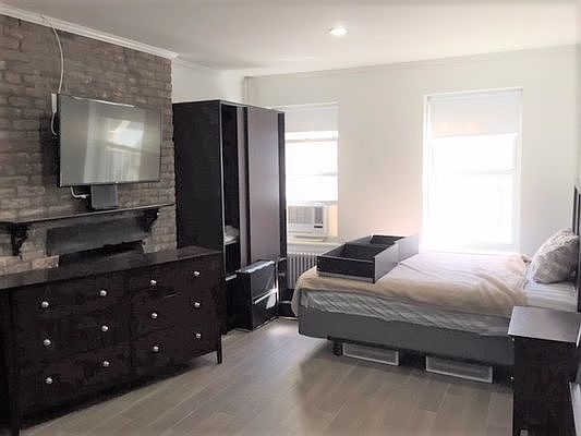 1st image of 445 W 36th St APT 9