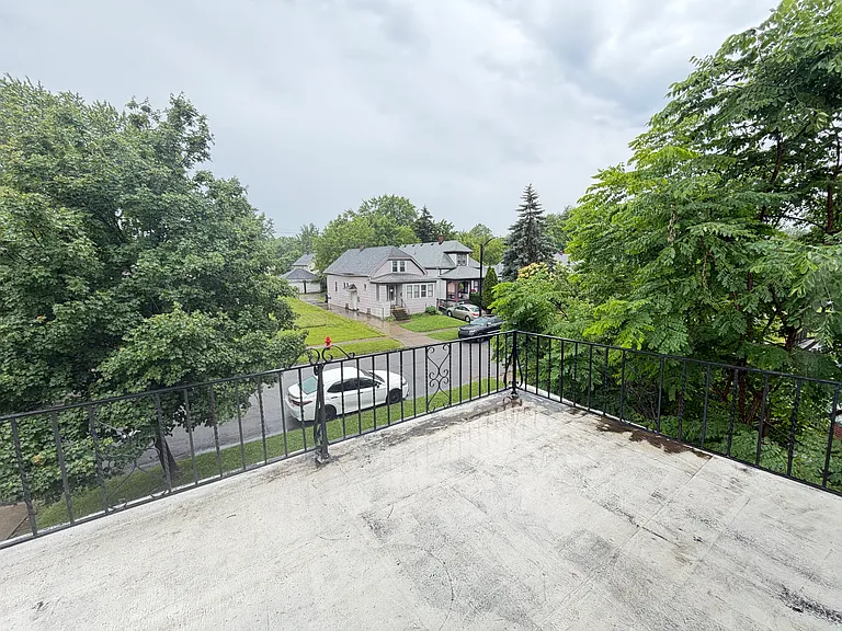 227 Heath St #2 — Photo 22