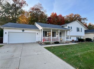 506 Stone Valley Dr, Amherst, OH 44001