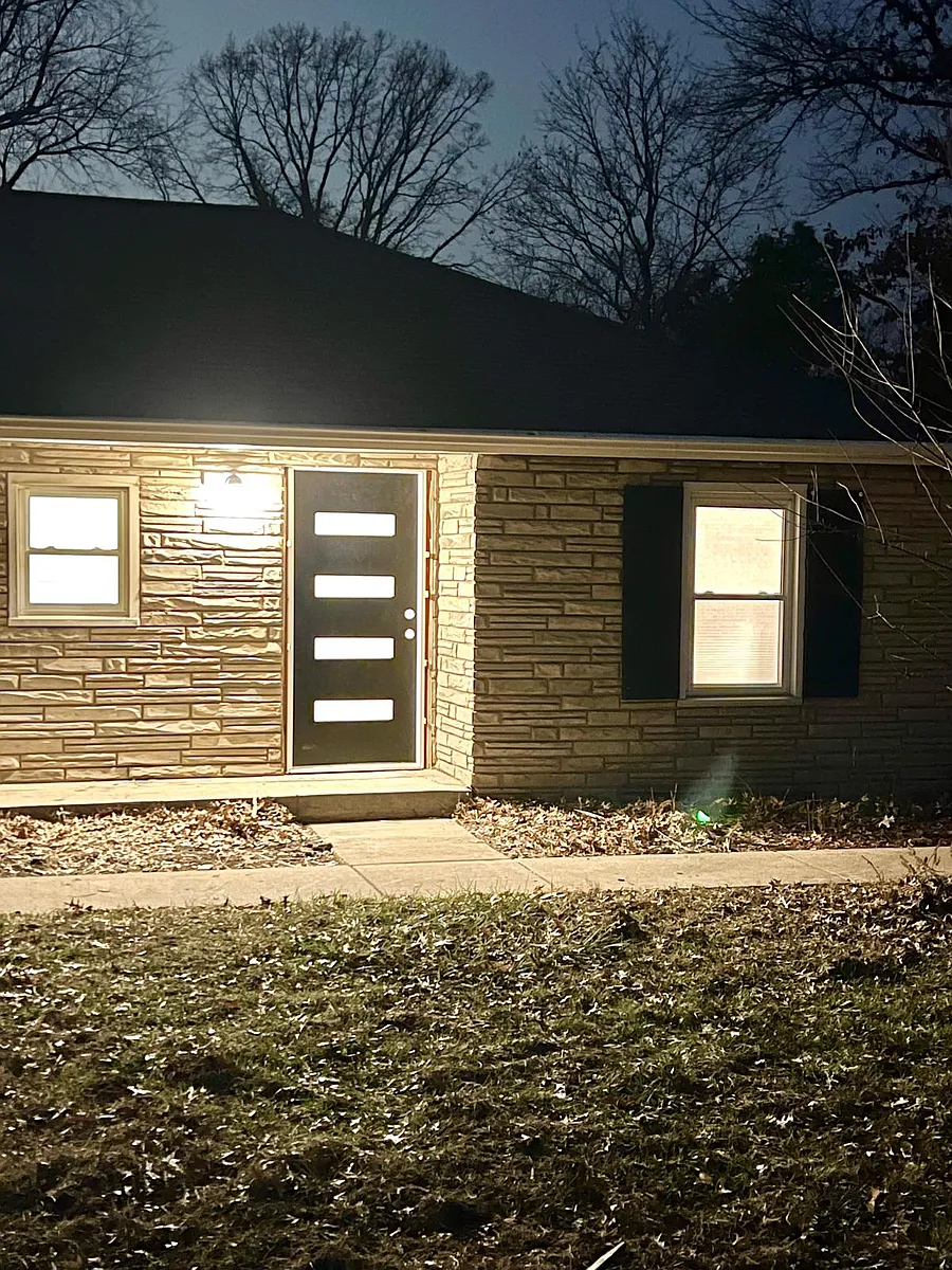 Building Photo - 8701 N Picture Ridge Rd #1